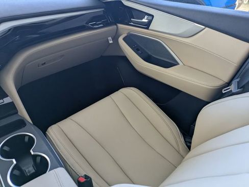 New 2026 Acura MDX SH-AWD image 22
