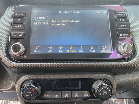 Used 2022 Nissan Kicks SV FWD image 39