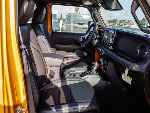 New 2026 Jeep Wrangler Unlimited Rubicon AWD/4WD image 21