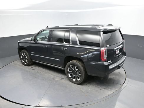 Used 2020 GMC Yukon Denali w/ Denali Ultimate Black Edition AWD/4WD image 30