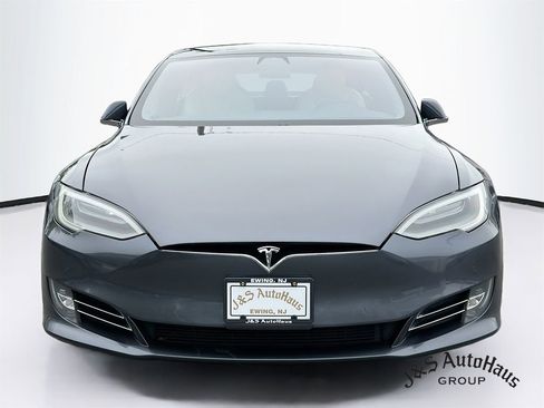 Used 2021 Tesla Model S Long Range AWD/4WD image 2
