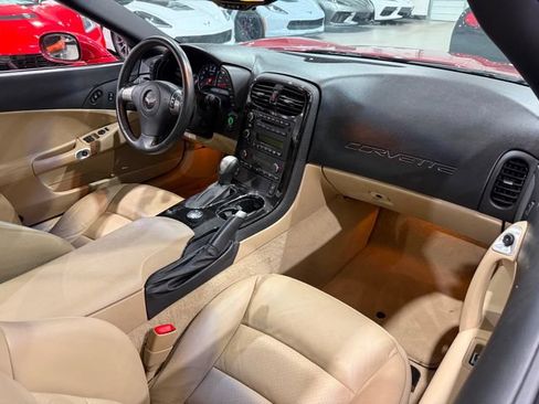 Used 2008 Chevrolet Corvette Coupe w/ Preferred Equipment Group RWD image 10