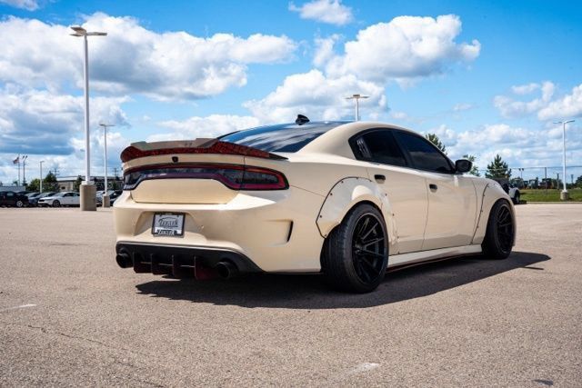 Used 2016 Dodge Charger SRT Hellcat w/ Harman/Kardon Audio Group RWD image 7