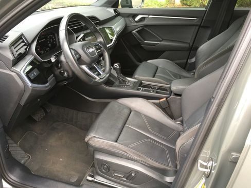 Used 2022 Audi Q3 2.0T Premium Plus w/ Premium Plus Package AWD/4WD image 21