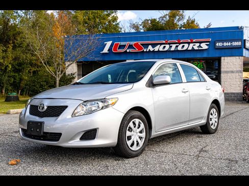 Used 2010 Toyota Corolla LE image 1