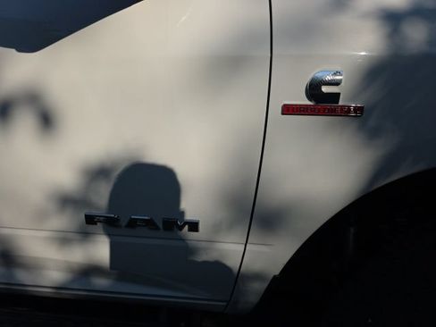 Used 2022 RAM 2500 Big Horn AWD/4WD image 5