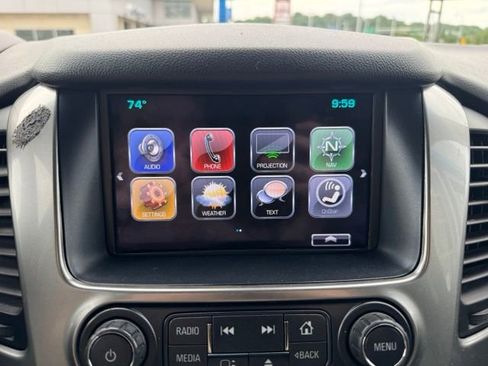 Used 2019 Chevrolet Suburban LT AWD/4WD image 3