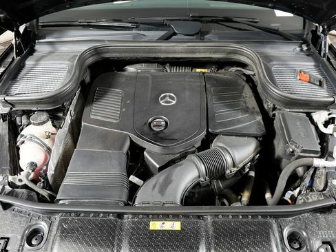 Certified 2024 Mercedes-Benz GLE 450e 4MATIC image 37