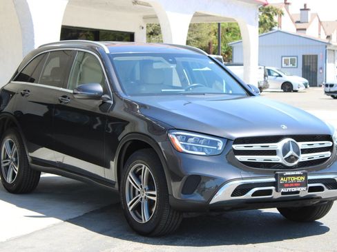 Used 2020 Mercedes-Benz GLC 300 image 3