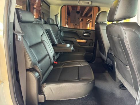 Used 2018 Chevrolet Silverado 1500 LTZ w/ Texas Edition image 21