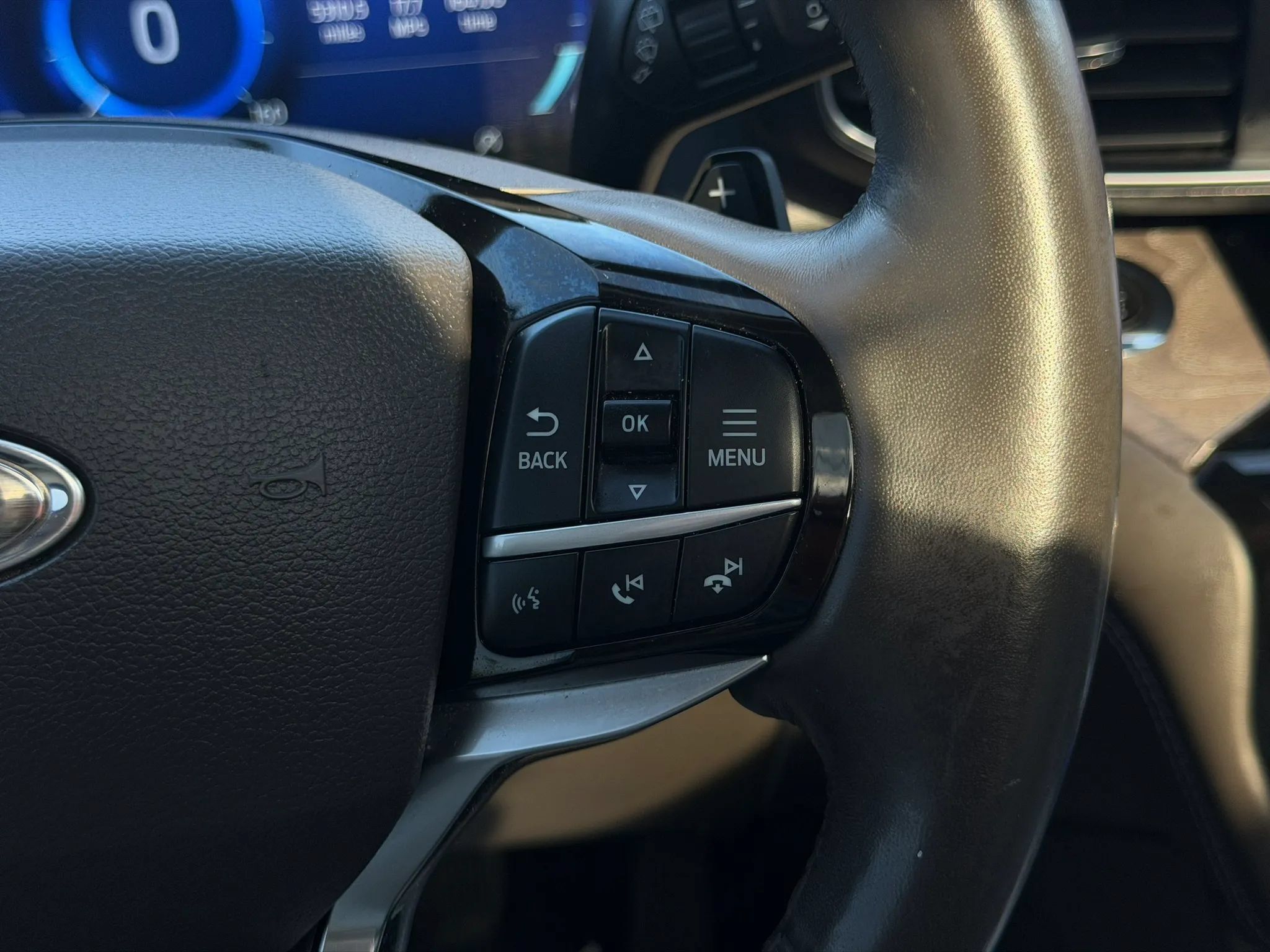 Used 2021 Ford Explorer Platinum w/ Equipment Group 601A AWD/4WD image 40