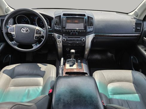 Used 2009 Toyota Land Cruiser AWD/4WD image 2
