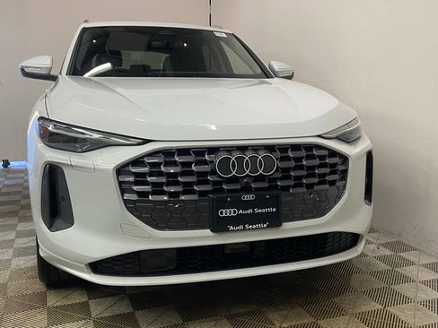 New 2025 Audi Q5 Premium Plus image 2