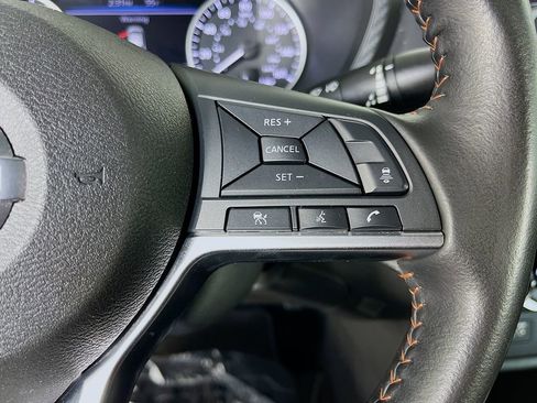 Used 2023 Nissan Sentra SR w/ Electronics Package FWD image 17