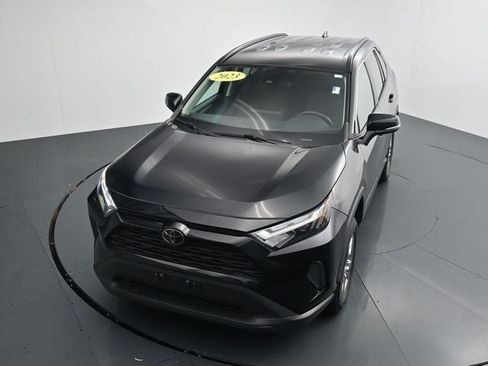 Used 2023 Toyota RAV4 XLE AWD/4WD image 22