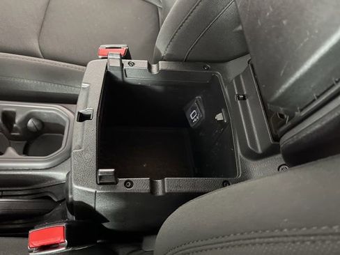 Used 2023 Jeep Wrangler Willys image 28