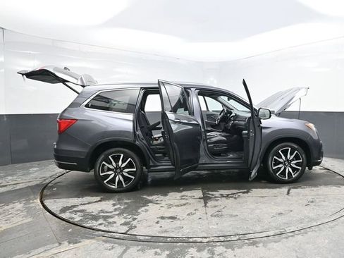 Used 2021 Honda Pilot Elite image 48