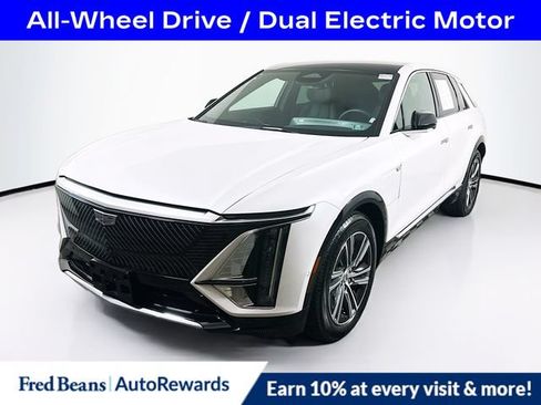 Certified 2024 Cadillac Lyriq Luxury w/ LPO, Floor Liner Package AWD/4WD image 3