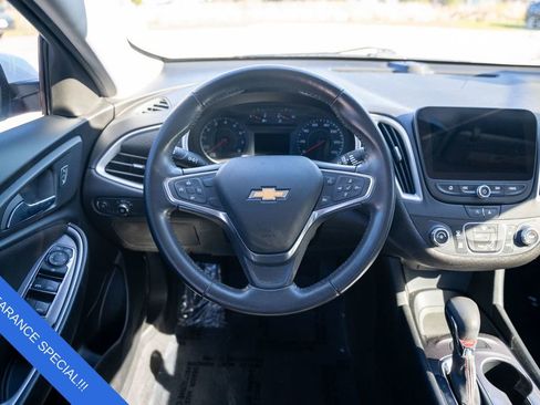 Used 2022 Chevrolet Malibu RS image 14