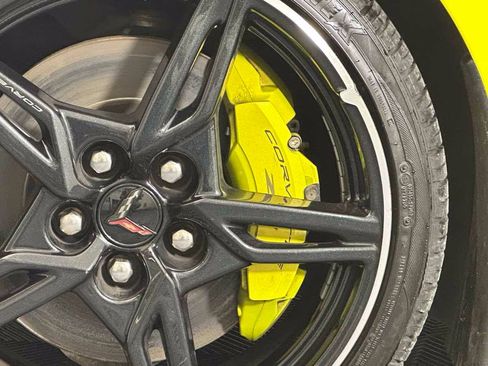 Used 2022 Chevrolet Corvette Stingray Preferred Cpe w/ Z51 Performance Package RWD image 50