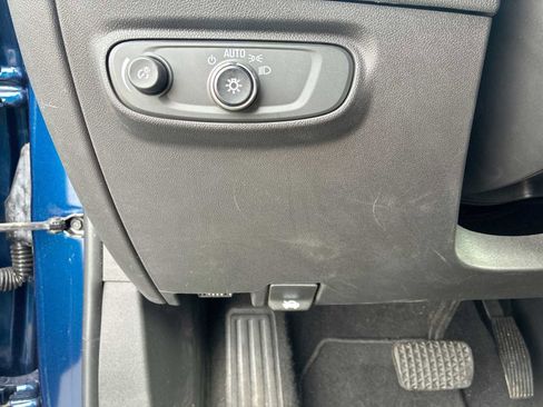 Certified 2022 Chevrolet Equinox LT image 17