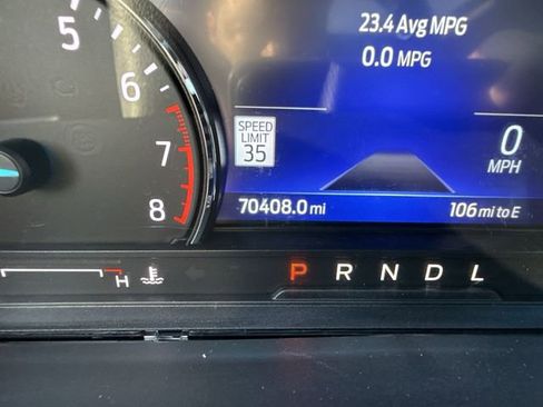 Used 2022 Ford Explorer XLT w/ Equipment Group 202A image 13