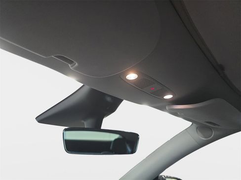 Used 2023 Tesla Model Y Long Range image 24