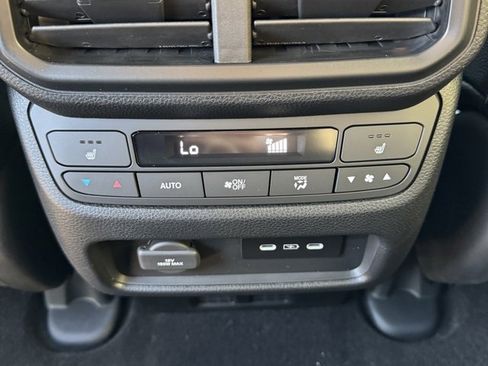 New 2026 Honda Ridgeline Black Edition image 18