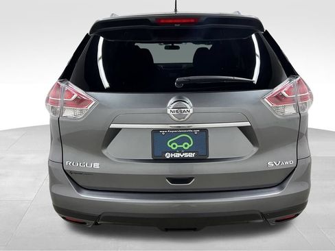 Used 2016 Nissan Rogue SV AWD/4WD image 4