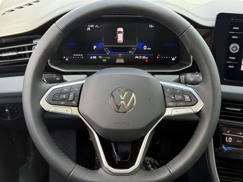 New 2026 Volkswagen Jetta SE FWD image 9