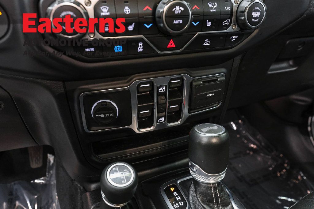 Used 2022 Jeep Wrangler Unlimited Sahara w/ Cold Weather Group AWD/4WD image 23