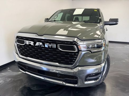 New 2026 RAM 1500 4x4 Crew Cab image 19