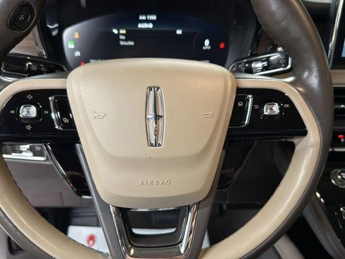 Used 2022 Lincoln Corsair Reserve w/ Equipment Group 201A AWD/4WD image 13