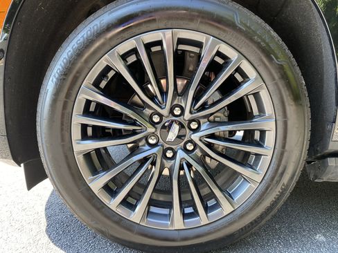 Used 2025 Cadillac Escalade Sport Platinum w/ LPO, Floor Liner Package AWD/4WD image 47