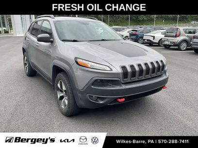 Used 2017 Jeep Cherokee Trailhawk