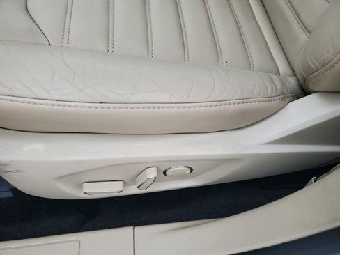 Used 2015 Ford Fusion Energi SE image 13