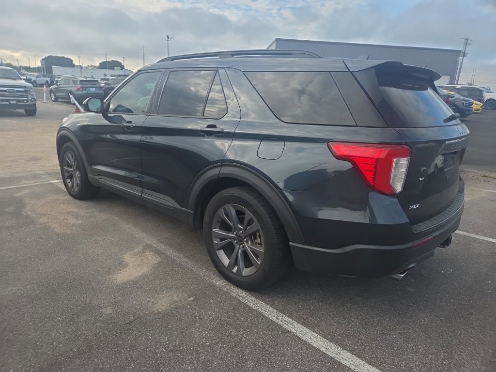 Used 2022 Ford Explorer XLT RWD image 5