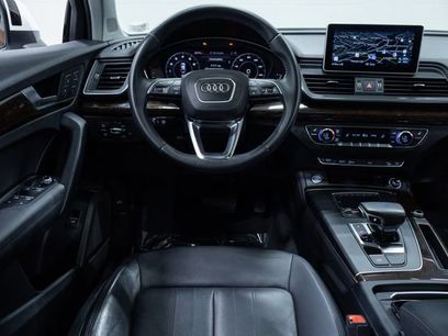 Used 2019 Audi Q5 2.0T Premium Plus w/ Premium Plus Package