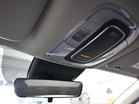 Used 2024 Hyundai Elantra SE image 20