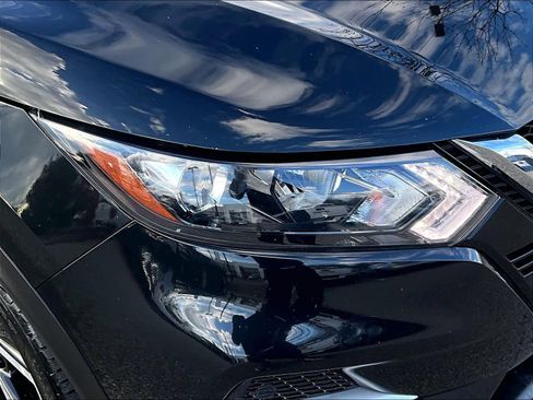 Certified 2022 Nissan Rogue Sport SL image 31