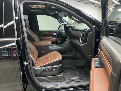 Used 2023 GMC Sierra 1500 Denali Ultimate image 15