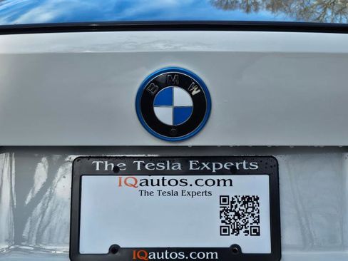 Used 2023 BMW i4 eDrive40 w/ M Sport Package image 26