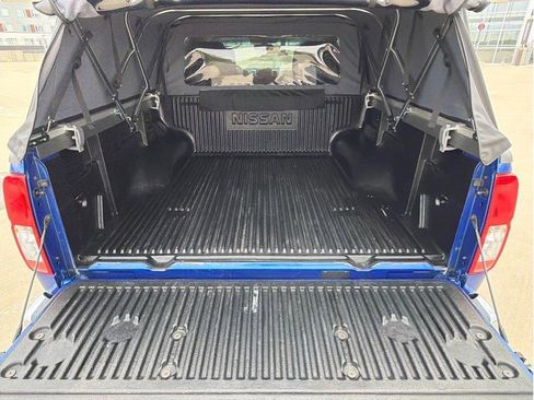 Used 2013 Nissan Frontier SV AWD/4WD image 12