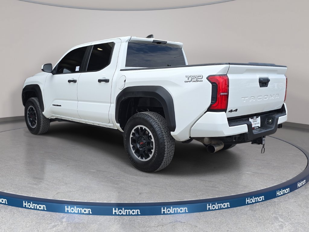 Used 2024 Toyota Tacoma TRD Off-Road AWD/4WD image 8
