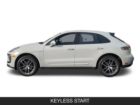 Used 2024 Porsche Macan AWD/4WD image 5