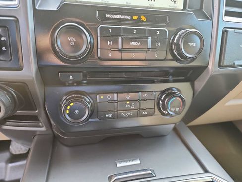 Used 2016 Ford F150 XLT w/ Equipment Group 301A Mid image 30