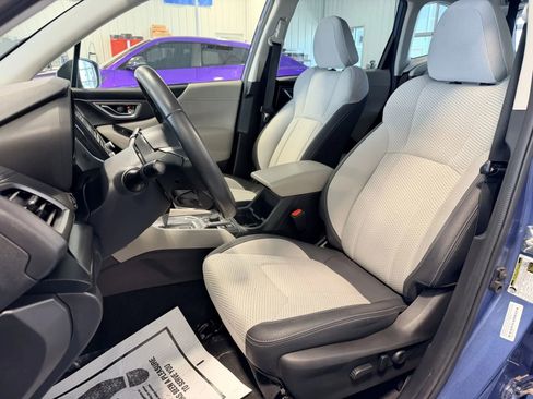 Used 2023 Subaru Forester Premium AWD/4WD image 11