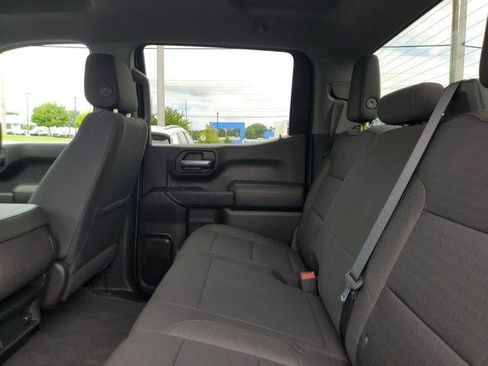 Used 2022 Chevrolet Silverado 1500 Custom w/ LPO, Dark Essentials Package AWD/4WD image 11