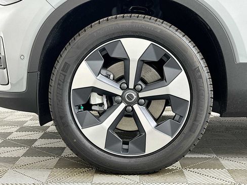 New 2026 Volvo XC40 B5 Plus w/ Protection Package Premier AWD/4WD image 29