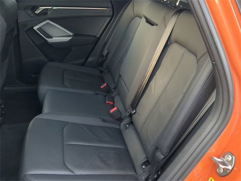 Used 2022 Audi Q3 2.0T Premium Plus image 17